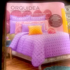 ORQUIDEA LUXURY COMFORTER SET